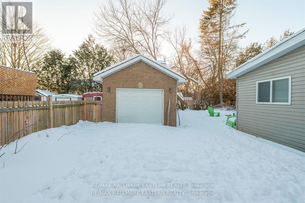 1031 HIGH STREET, Central Lakes — photo 3