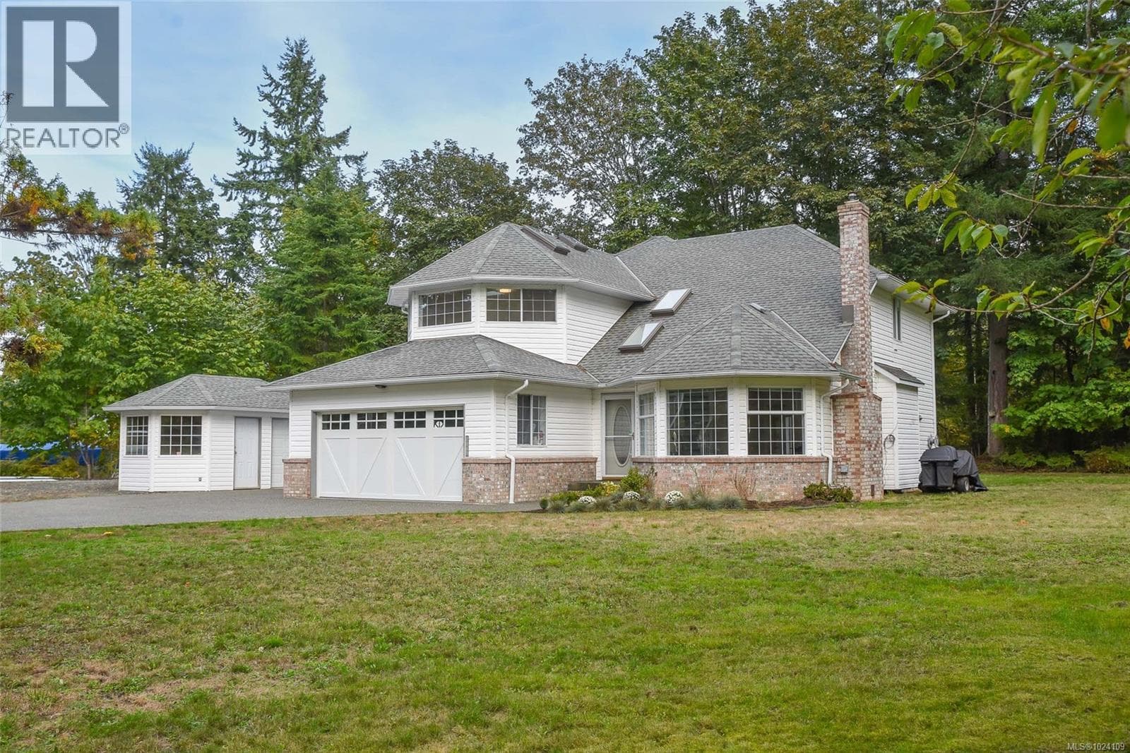8868 ERICKSON PLAZA in