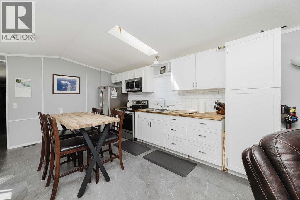 69 1413 SUNSHINE COAST HIGHWAY, Greater Vancouver — photo 5