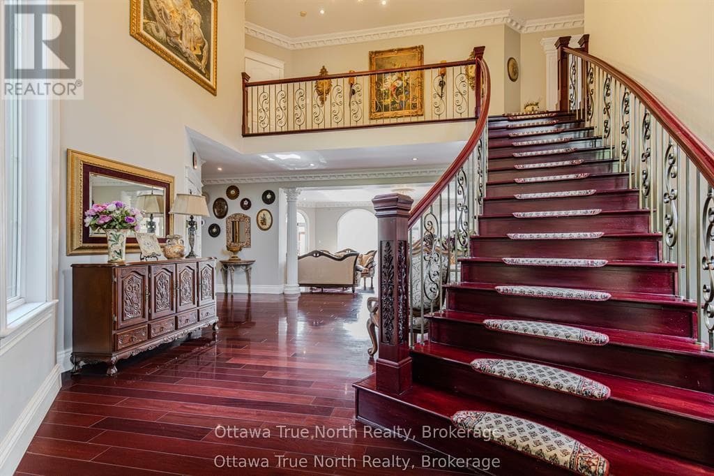 5884 EARLSCOURT CRESCENT, Ottawa