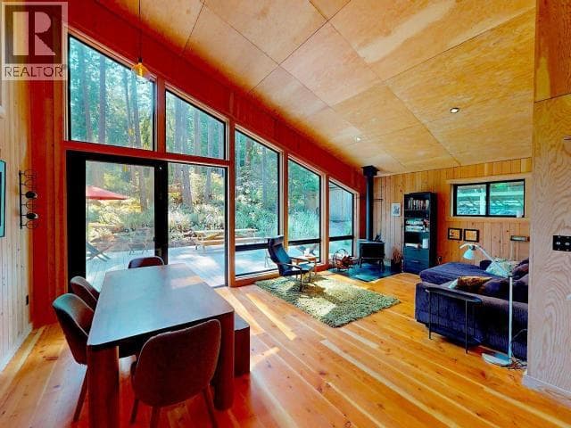 1590/94 VANCOUVER BLVD, Powell River — photo 3