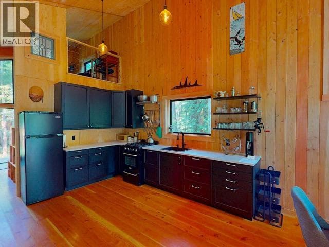 1590/94 VANCOUVER BLVD, Powell River — photo 4