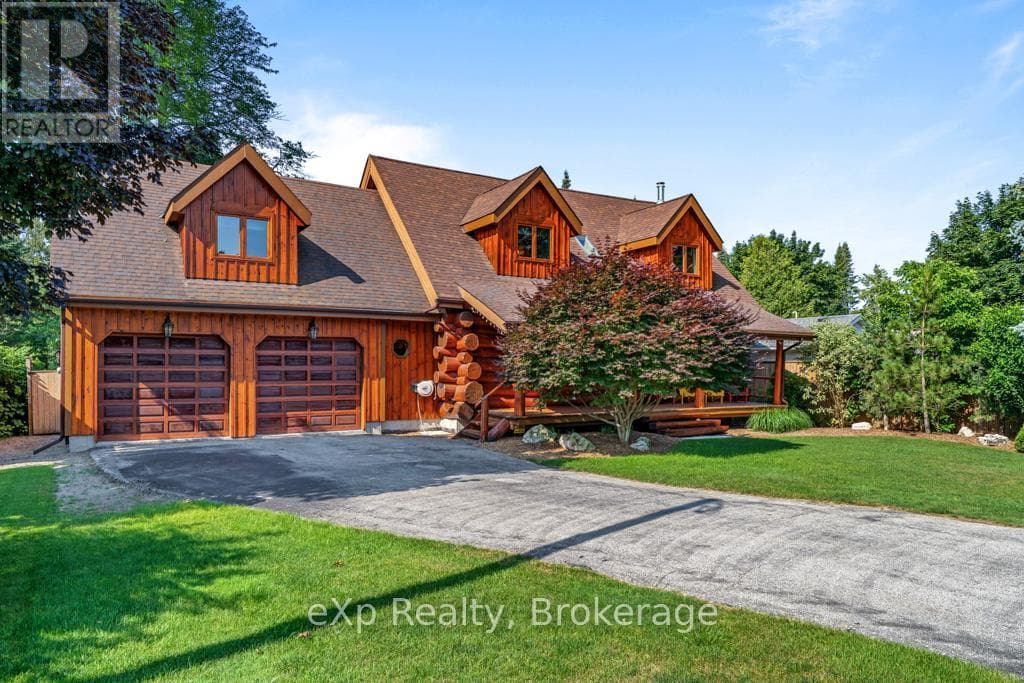 271 BAIE STREET in 