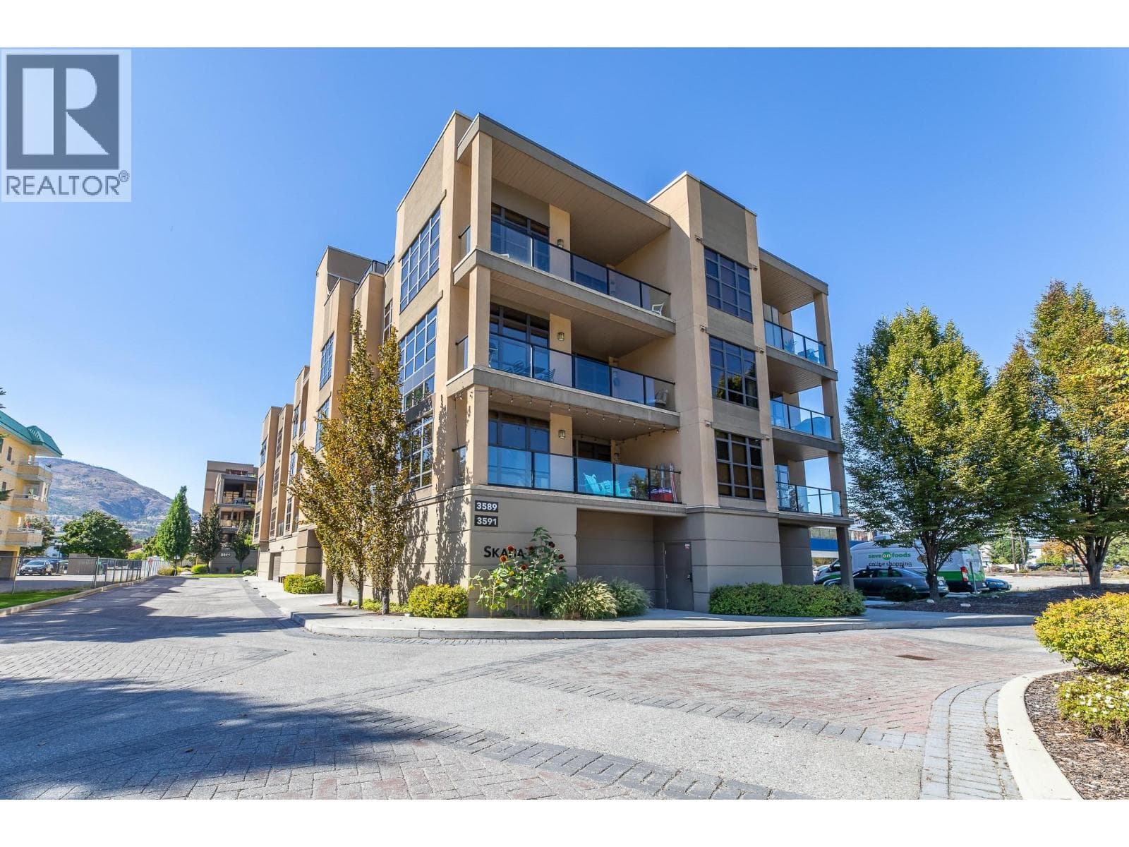 3589 SKAHA LAKE ROAD UNIT 204 in 