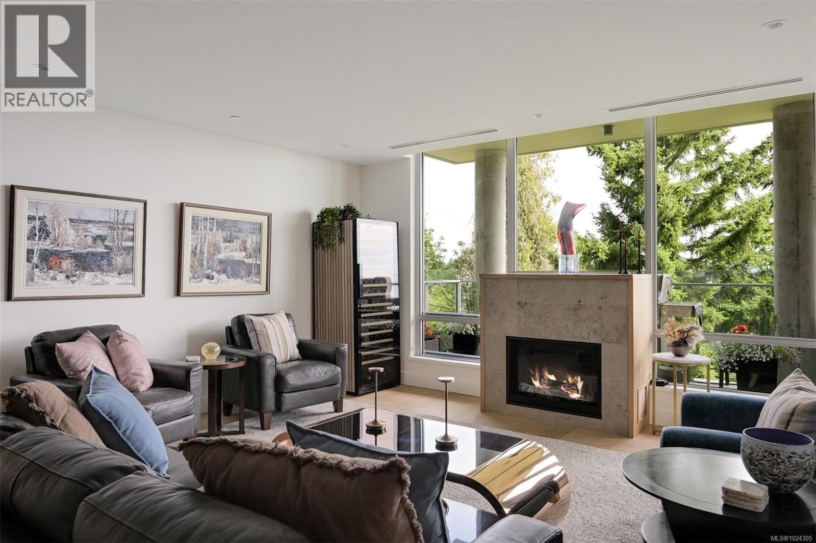 202 5388 Hill Rise Terr, Victoria — photo 4