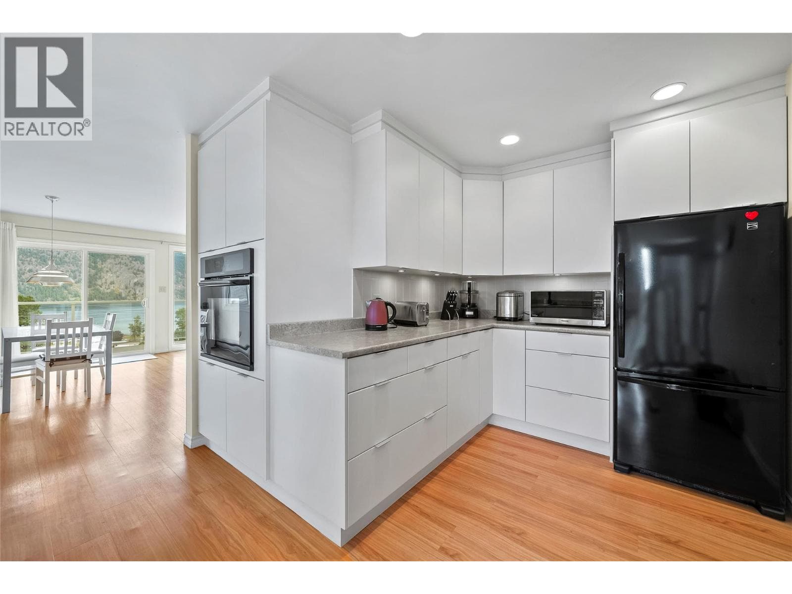 1225 BAIE DRIVE, Interior REALTORS® — photo 3