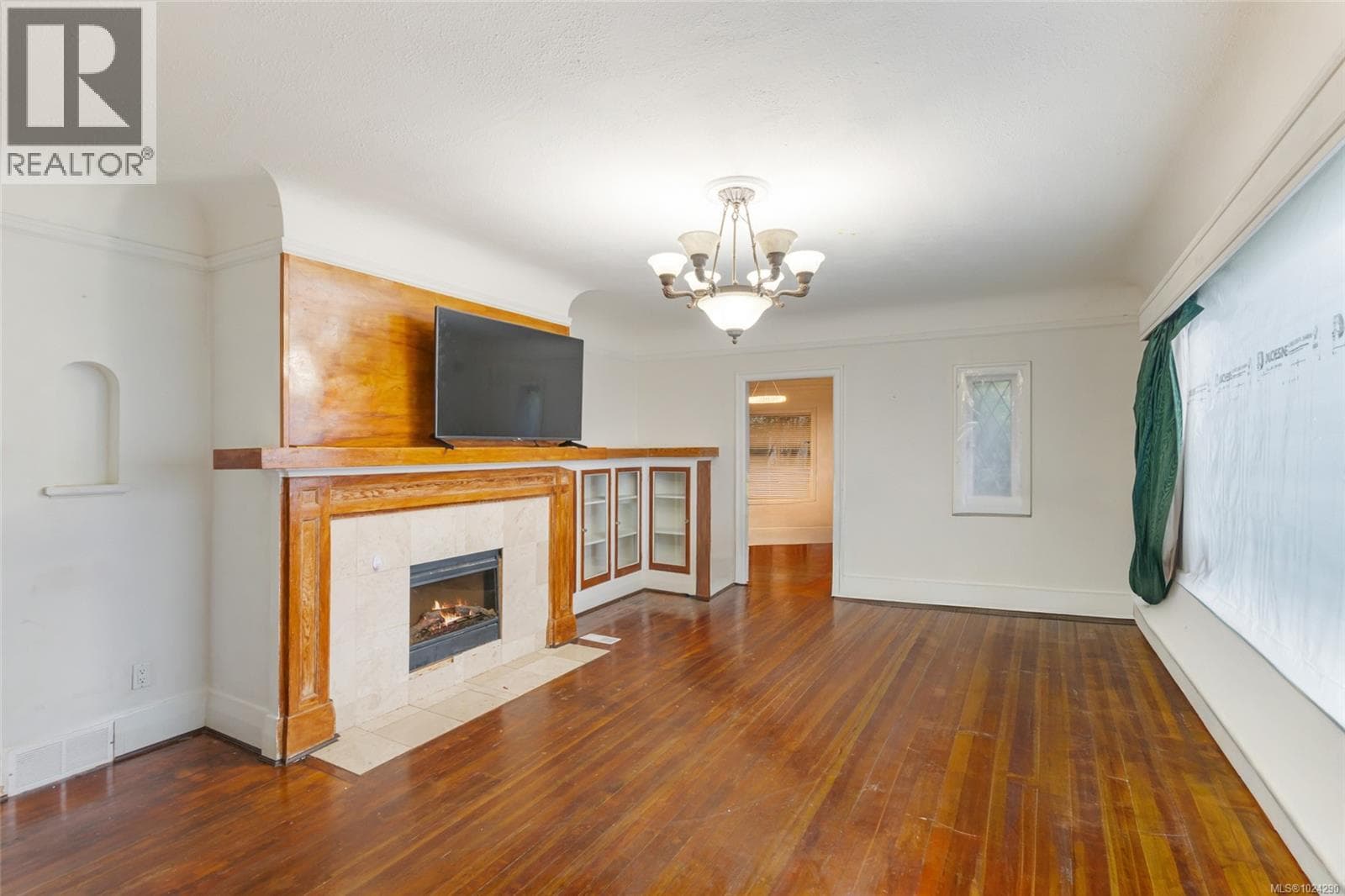 3259 3rd Ave, Vancouver Island — photo 2