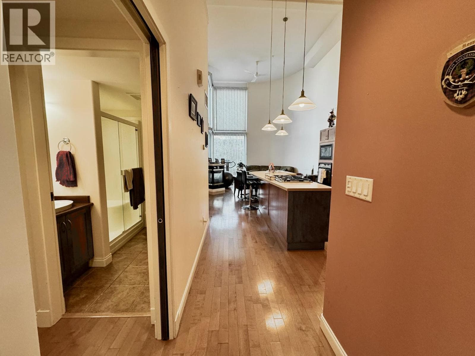 250 MARINA Way Unit# 204, Interior REALTORS® — photo 4