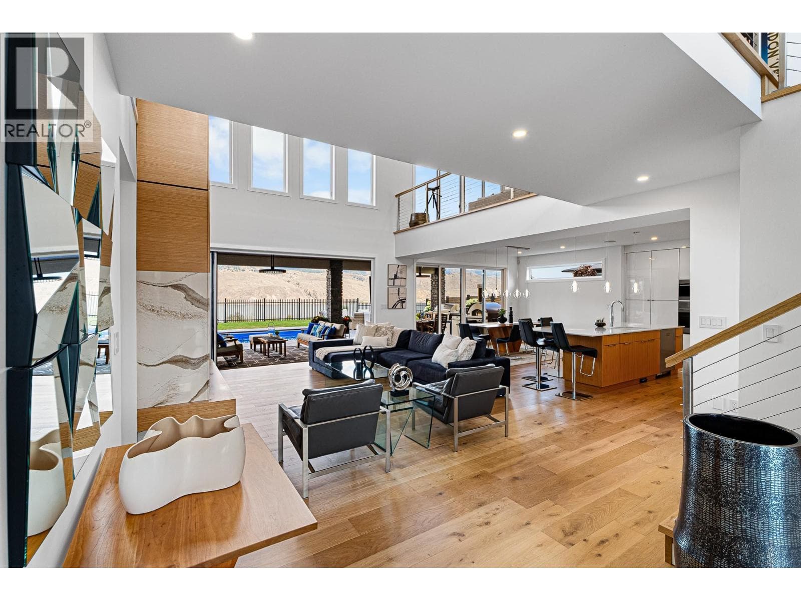 338 RUE CHEVAL NOIR, Interior REALTORS® — photo 4