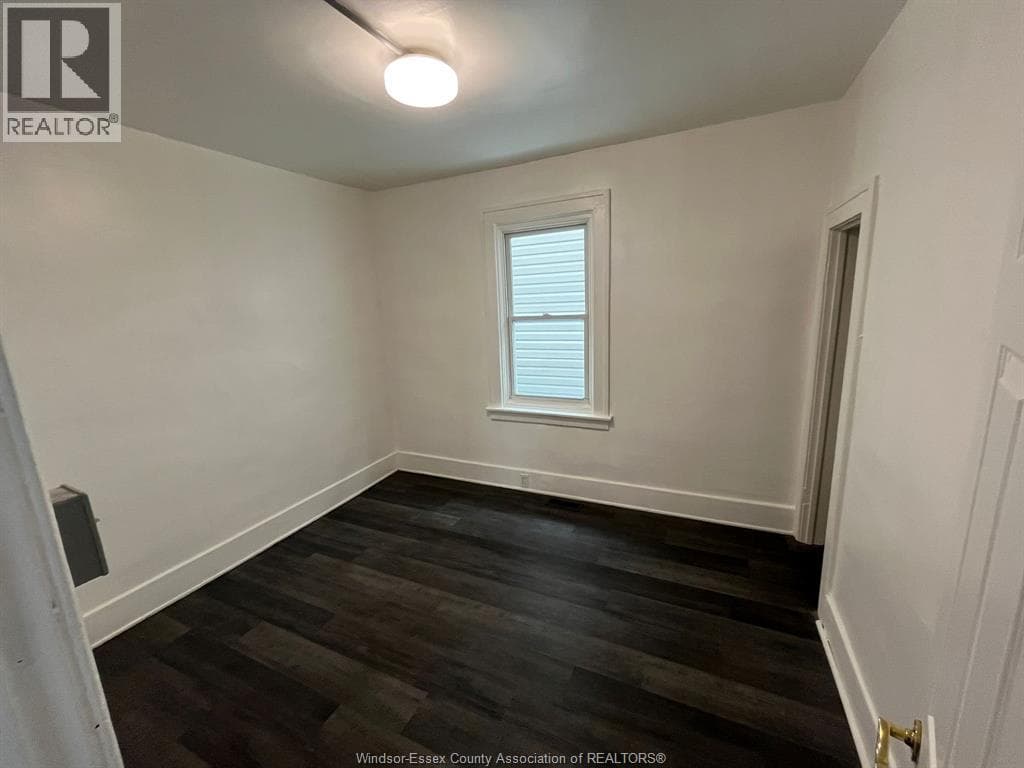 1063 HENRY FORD MALL DRIVE, Windsor — photo 2