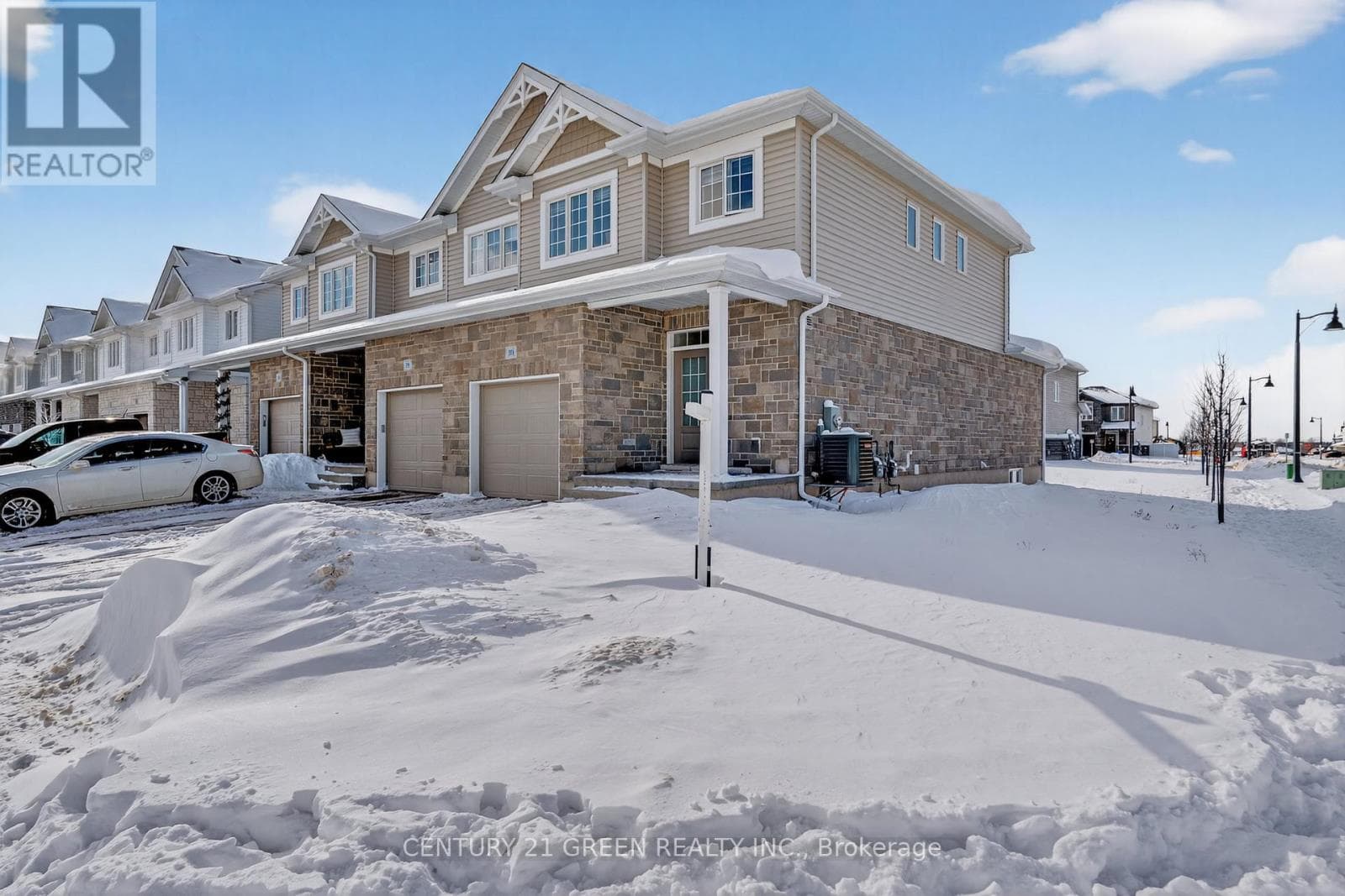 353 BUCKTHORN DRIVE, Toronto — photo 2