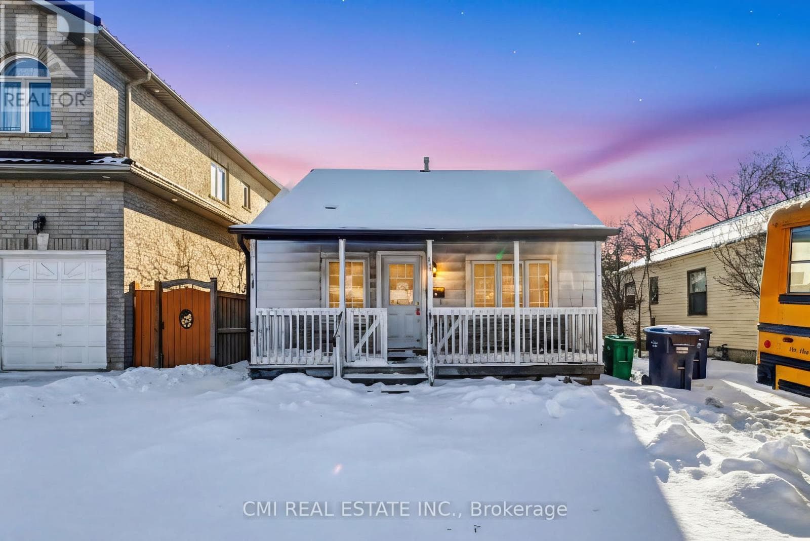 3032 VICTORY CRESCENT in 