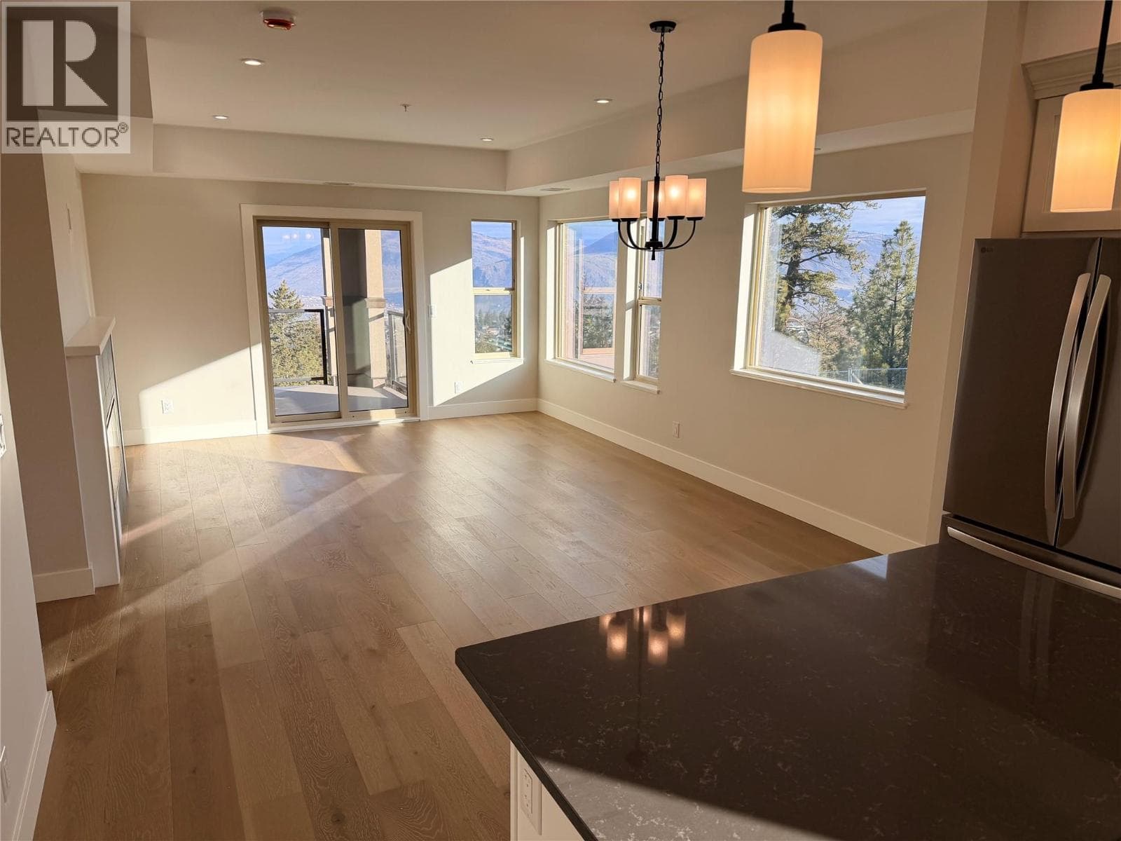 2171 VAN HORNE DRIVE UNIT 203, Interior REALTORS® — photo 3