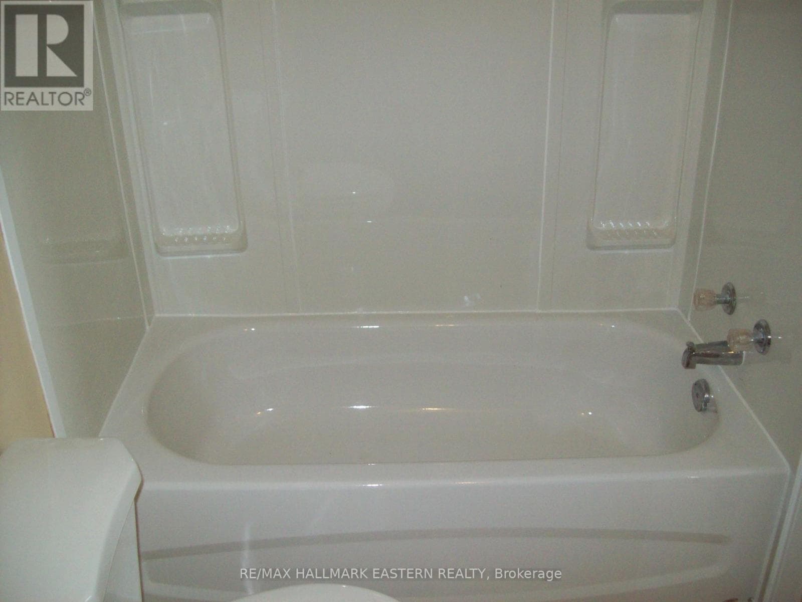 122 PARK STREET NORTH, Central Lakes — photo 3