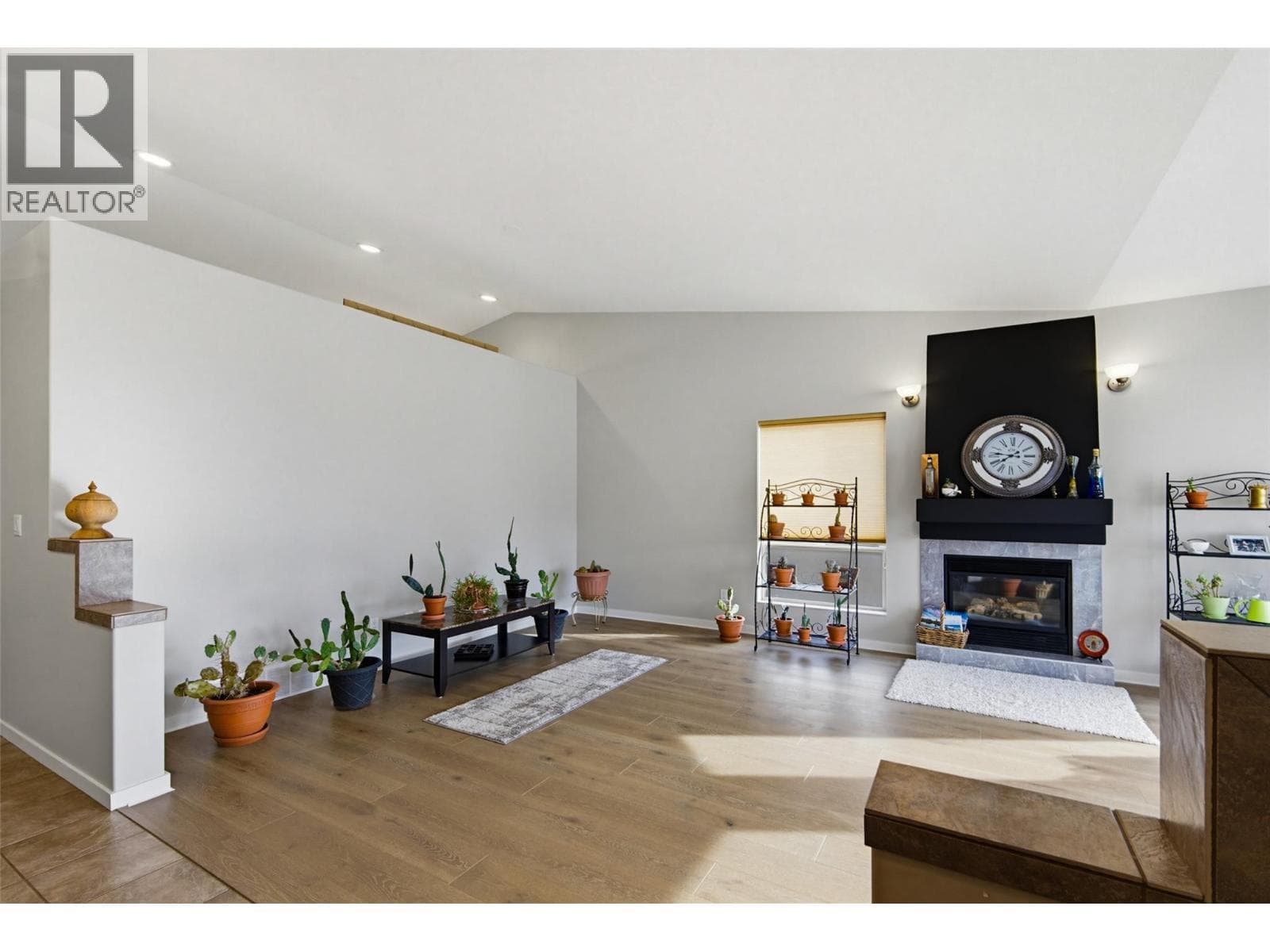 3744 NAVATANEE DRIVE, Interior REALTORS® — photo 3