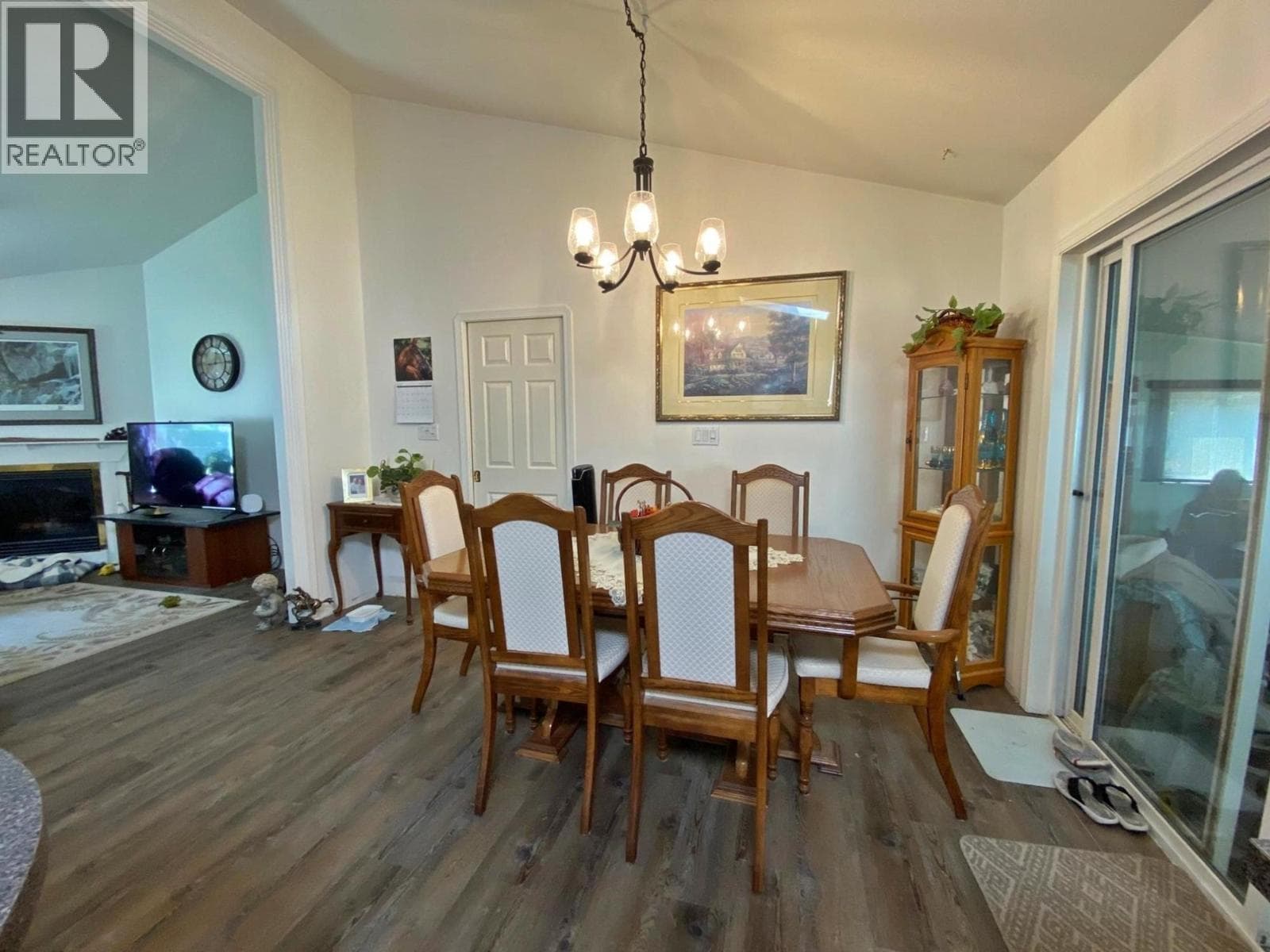 4713 BIRCH Lane, Interior REALTORS® — photo 5
