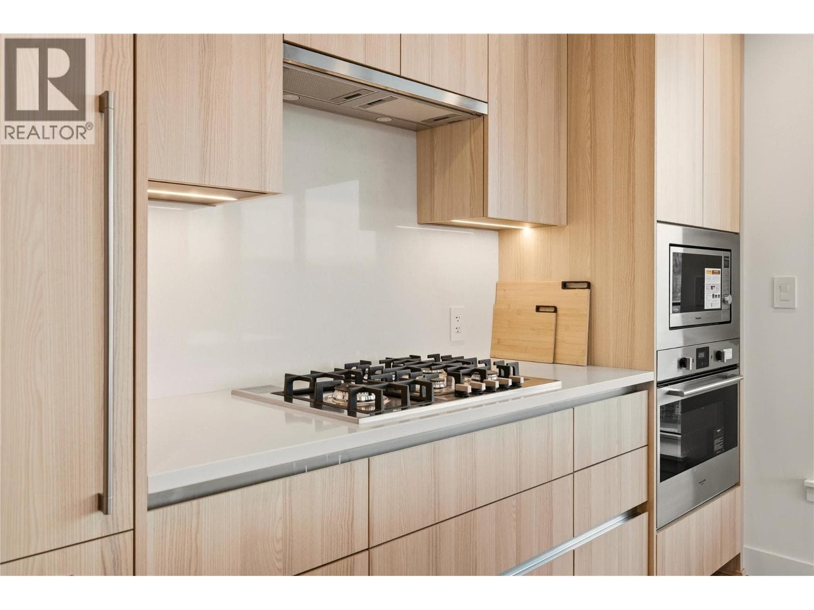 1626 Water Street Unit# 3402, Interior REALTORS® — photo 4