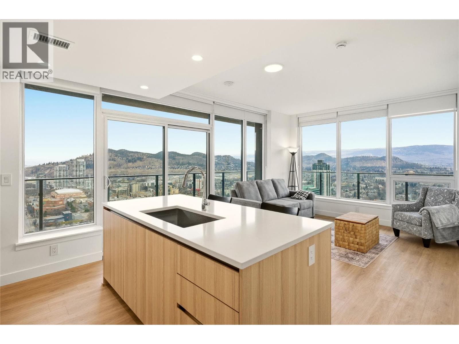 1626 Water Street Unit# 3402, Interior REALTORS® — photo 5