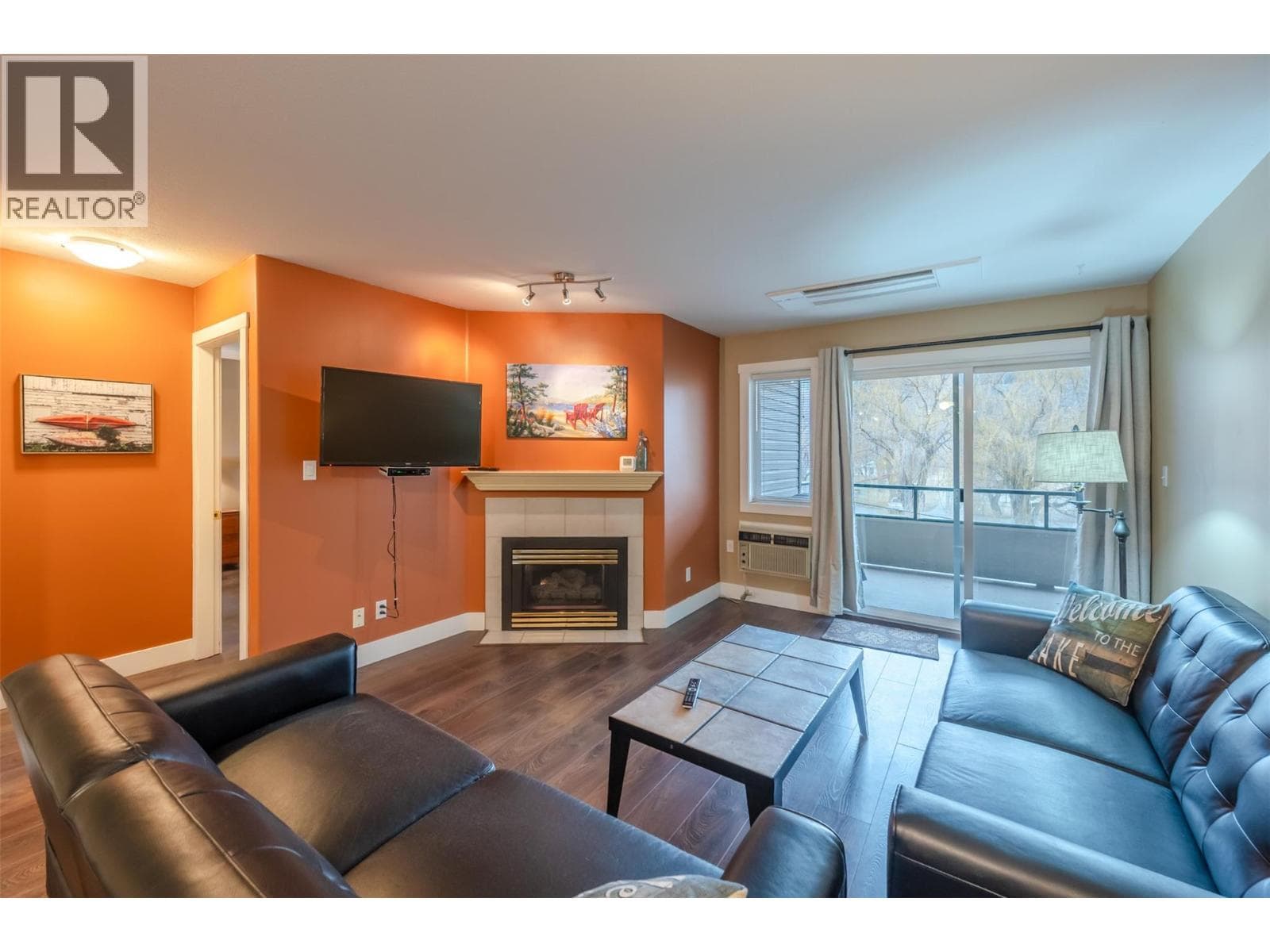 640 MAIN STREET UNIT 309, Interior REALTORS® — photo 2