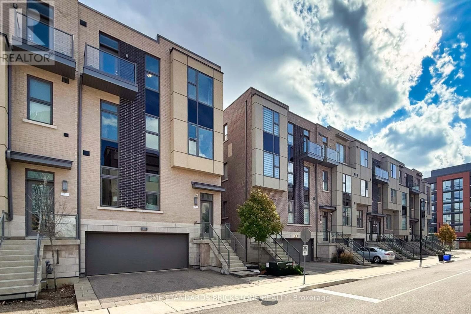 5 SMALLWOOD CIRCLE, Toronto — photo 3