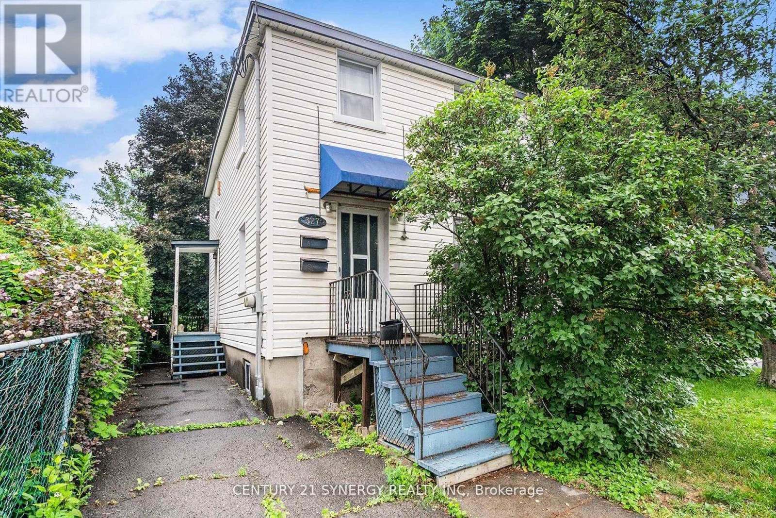327 RICHELIEU AVENUE in VANIER SOUTH