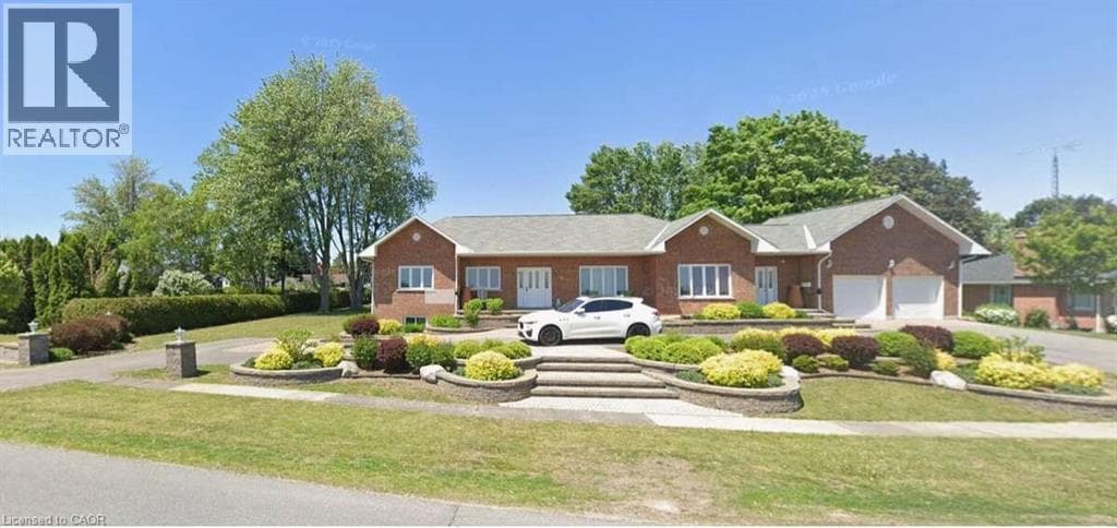 36 ELIZABETH DRIVE in 