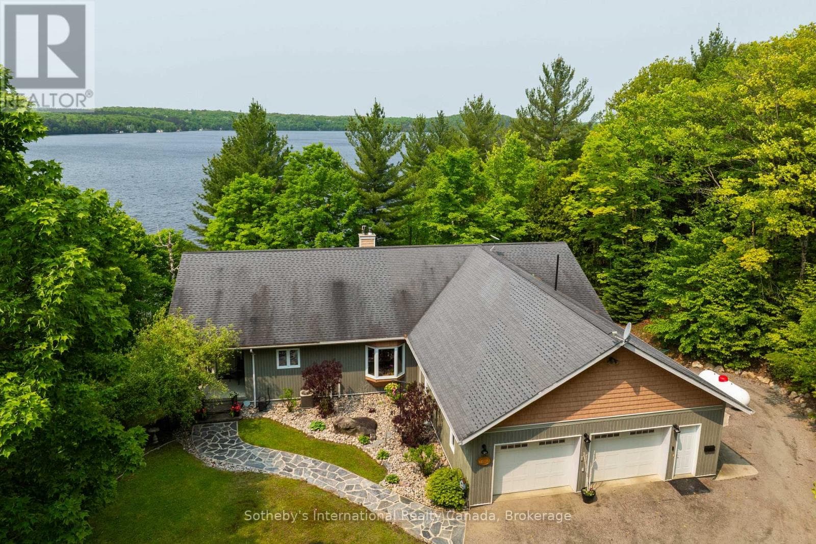 276 JEFFREY ROAD N, OnePoint — photo 2