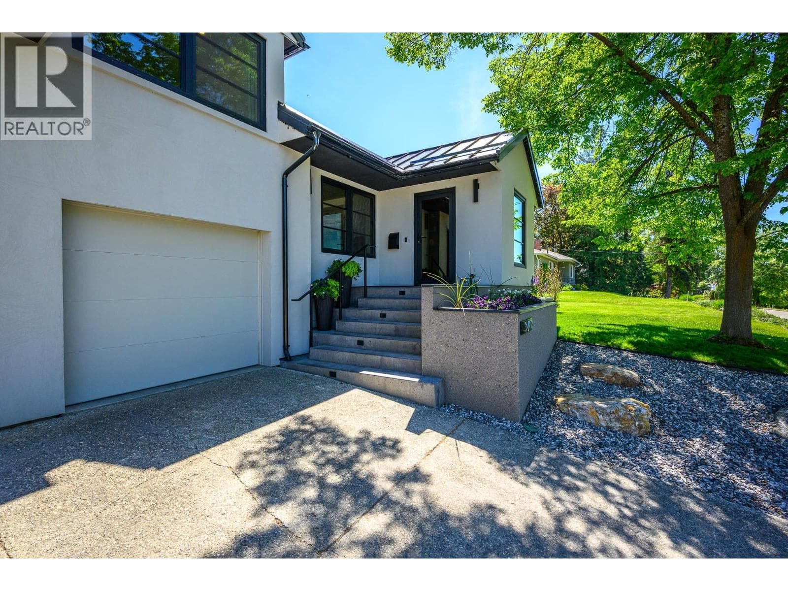3403 20th Street, Interior REALTORS® — photo 4