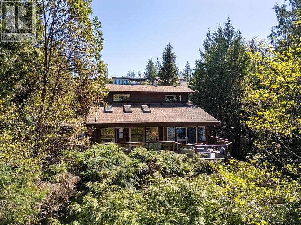 5864 SKOOKUMCHUK ROAD, Greater Vancouver — photo 2