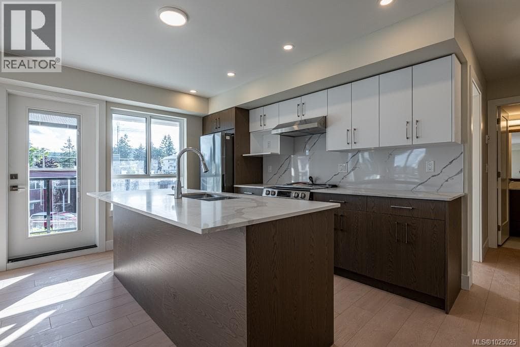 312 171 Jensen Ave W, Vancouver Island — photo 2