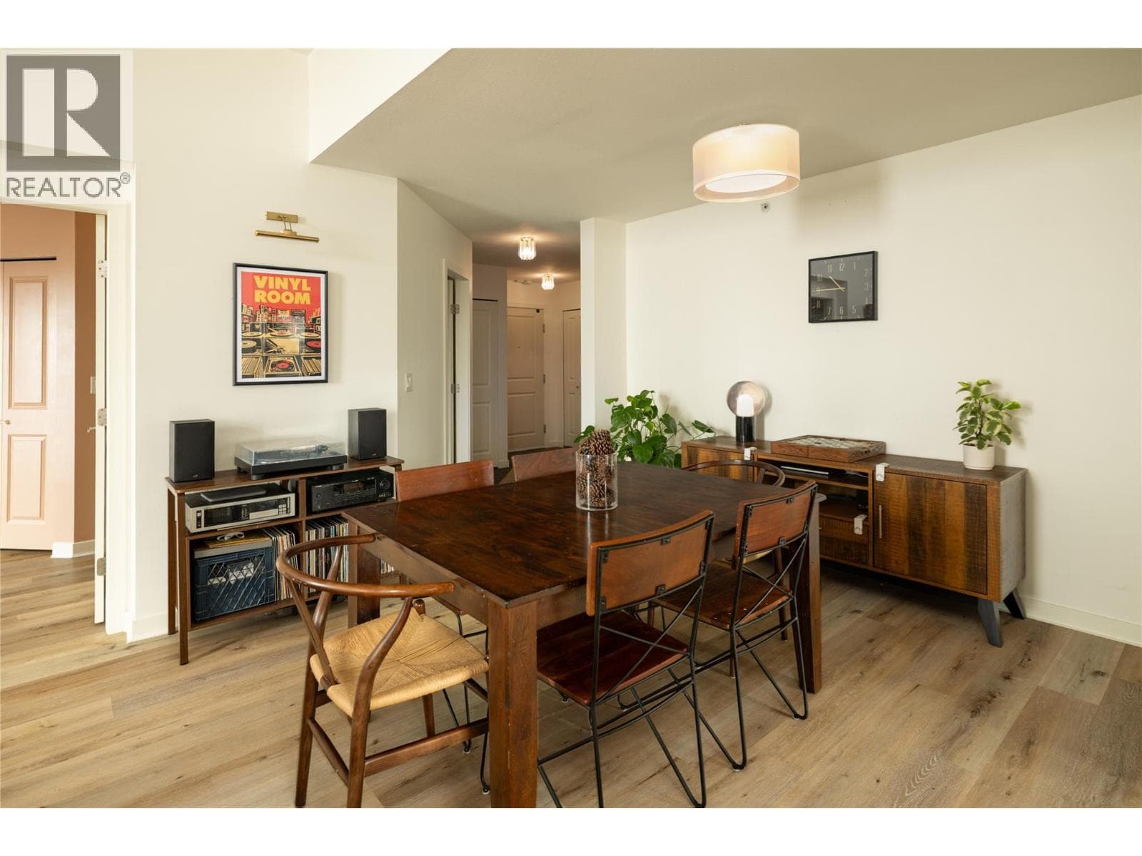 567 Yates Road Unit# 417, Interior REALTORS® — photo 5