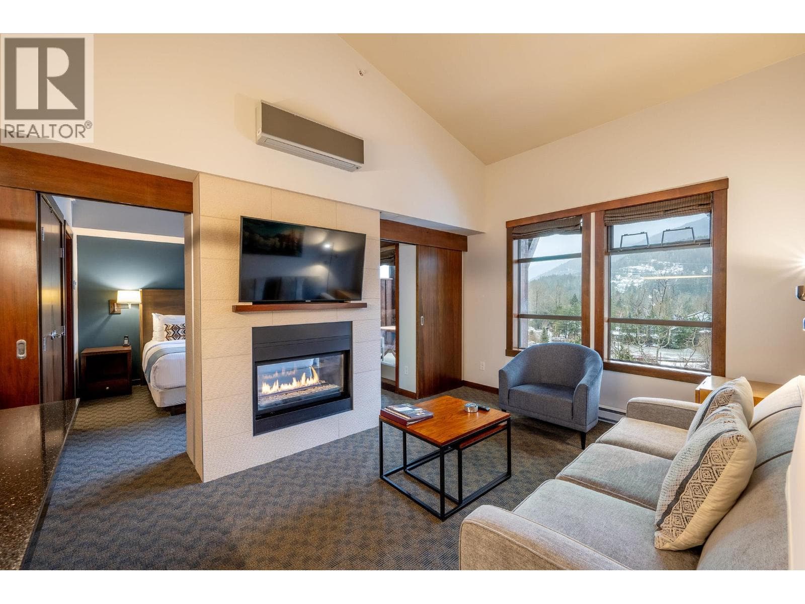 414A 2020 LONDON LANE in 