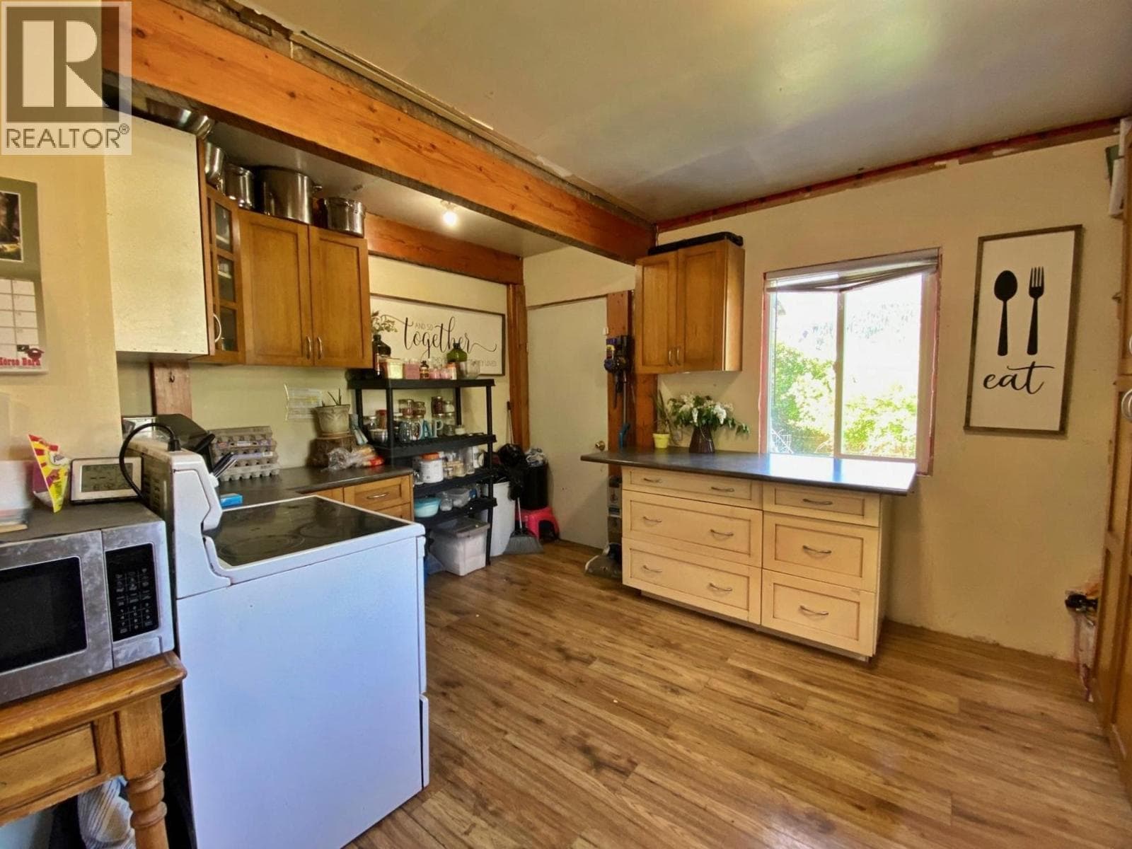 9857-9861 CHURCH STREET, Interior REALTORS® — photo 4