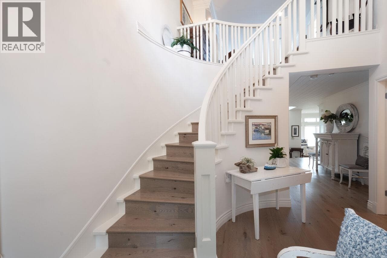 9 BEACH DRIVE, Greater Vancouver — photo 3