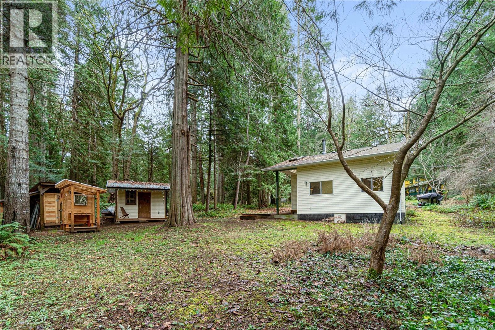 16 TREASURE TRAIL, Vancouver Island