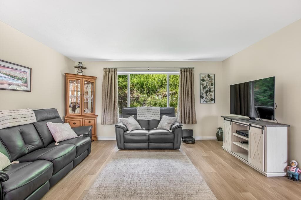31161 SILVERHILL AVENUE, Fraser Valley — photo 5