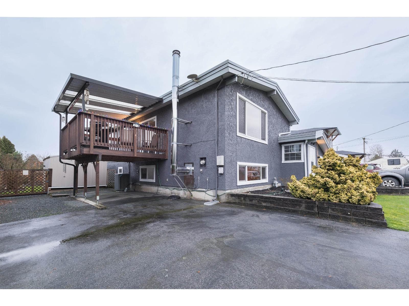 10283 KENT ROAD, Fairfield Island, Chilliwack — photo 2