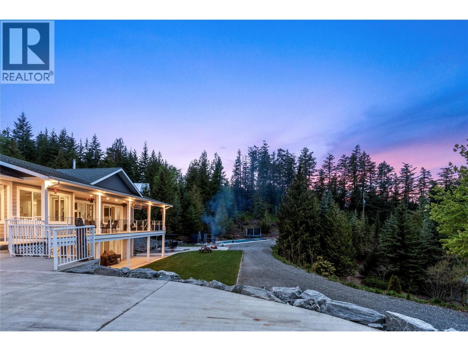 2030 CANOE BEACH DRIVE NORTHEAST, Interior REALTORS® — photo 3