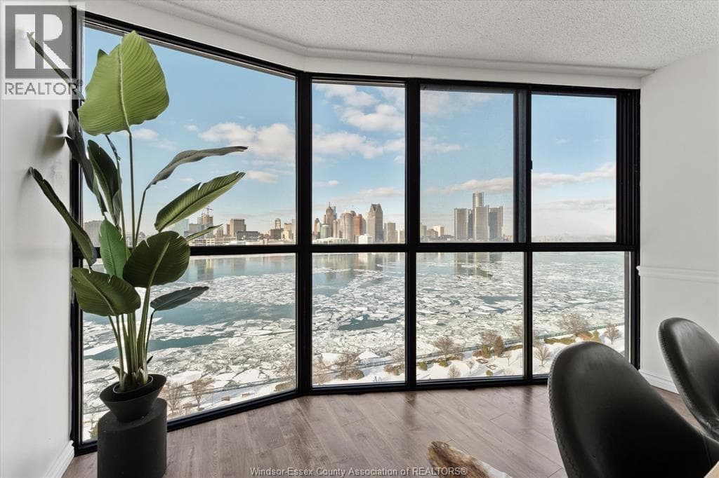 515 RIVERSIDE DRIVE West Unit# 1301, Windsor — photo 4