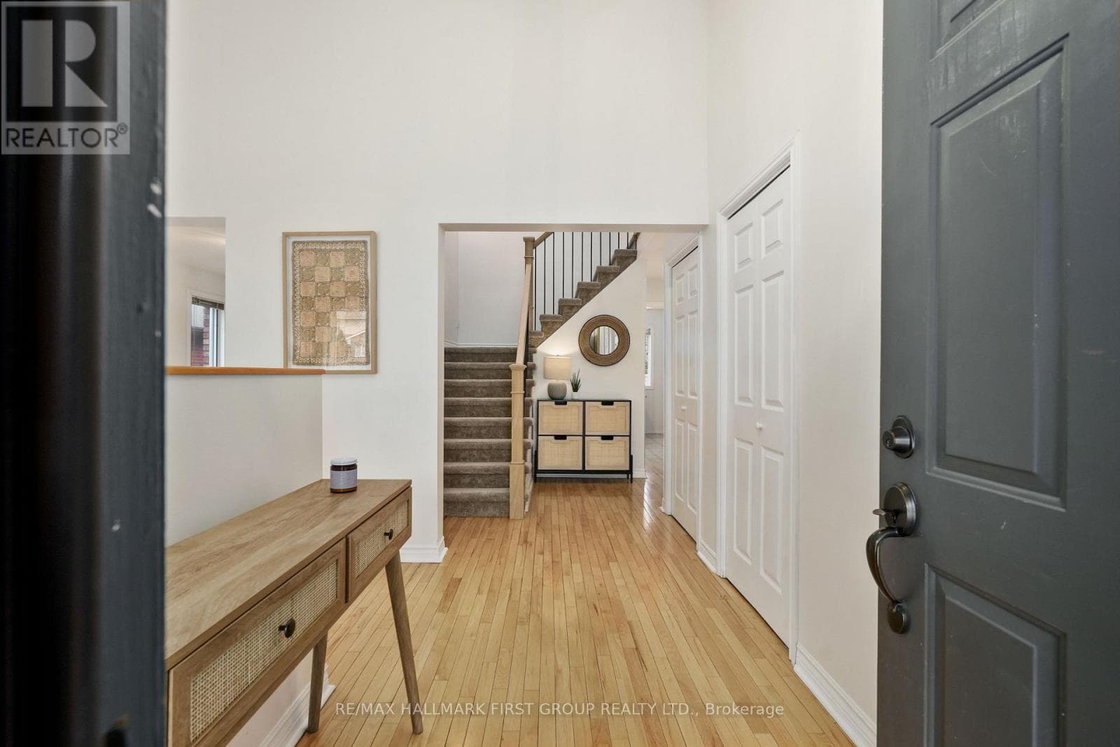 16 ANNE STREET, Toronto — photo 5