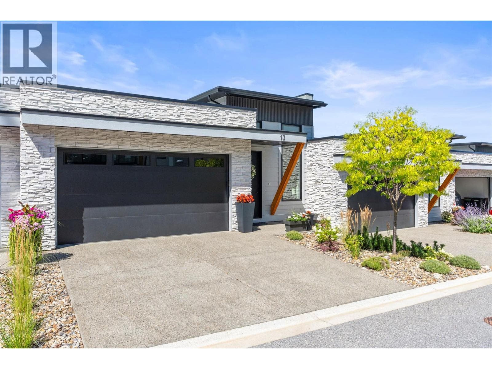 269 DIAMOND WAY UNIT 13, Interior REALTORS® — photo 2