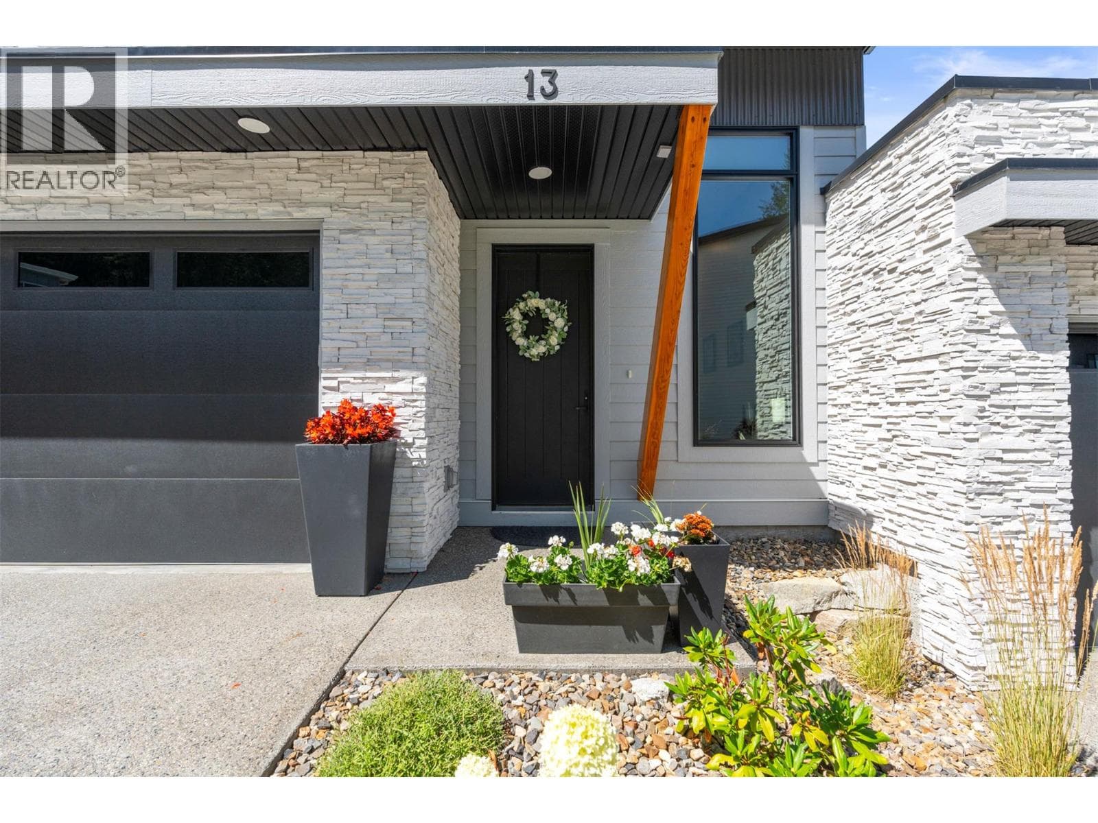 269 DIAMOND WAY UNIT 13, Interior REALTORS® — photo 5