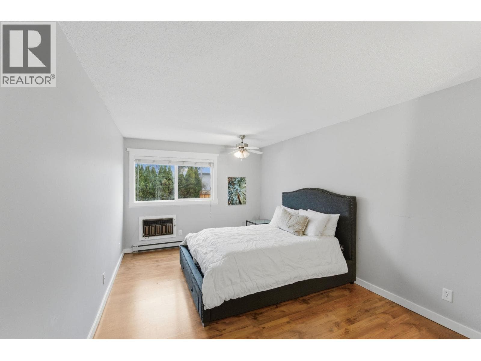 445 All Star Court Unit# 207, Interior REALTORS® — photo 4