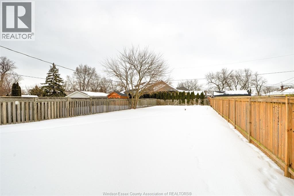 576 ELINOR STREET, Windsor — photo 5