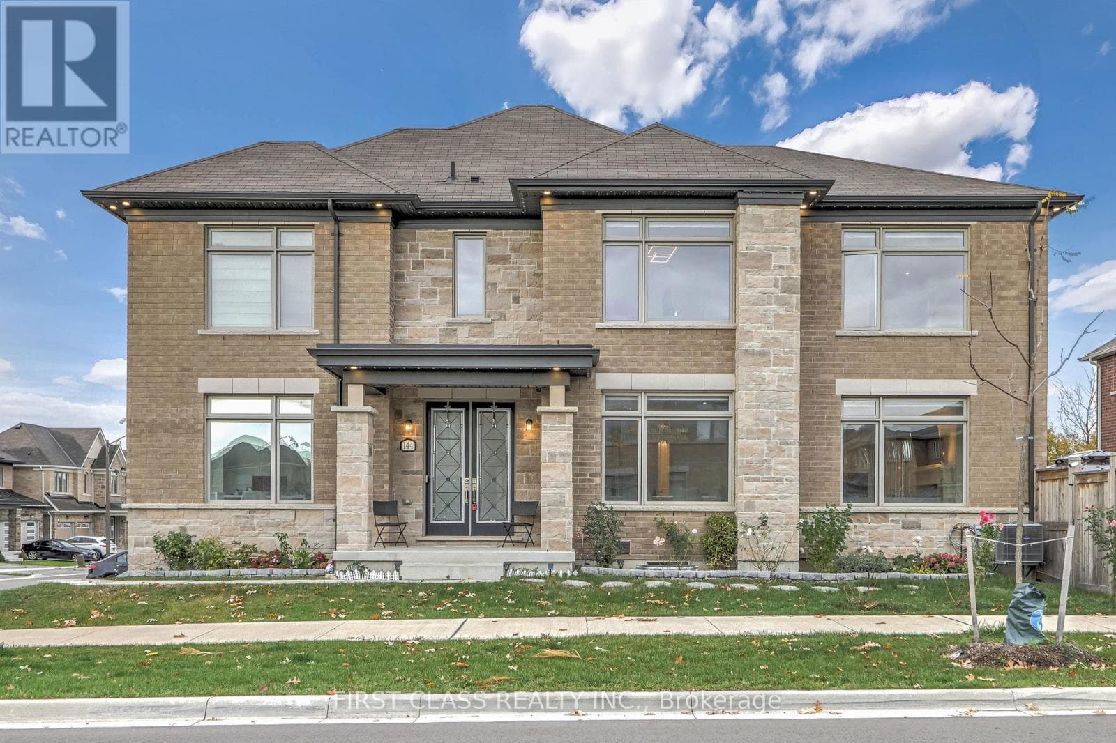 144 BYERS POND WAY in Stouffville