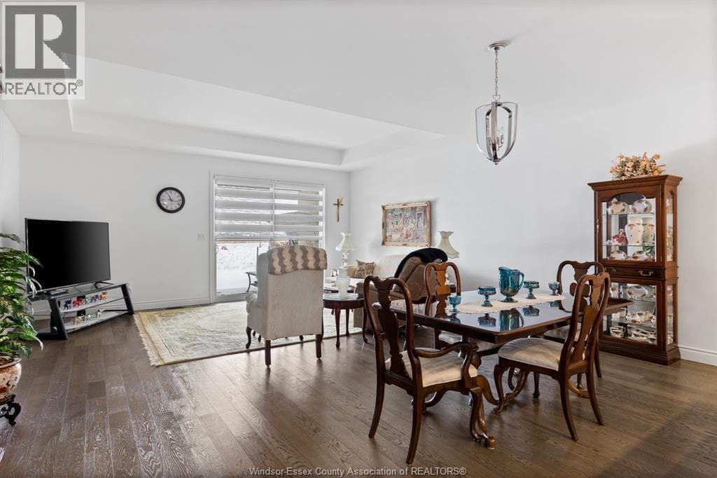 230 MCLELLAN AVENUE, Windsor — photo 5