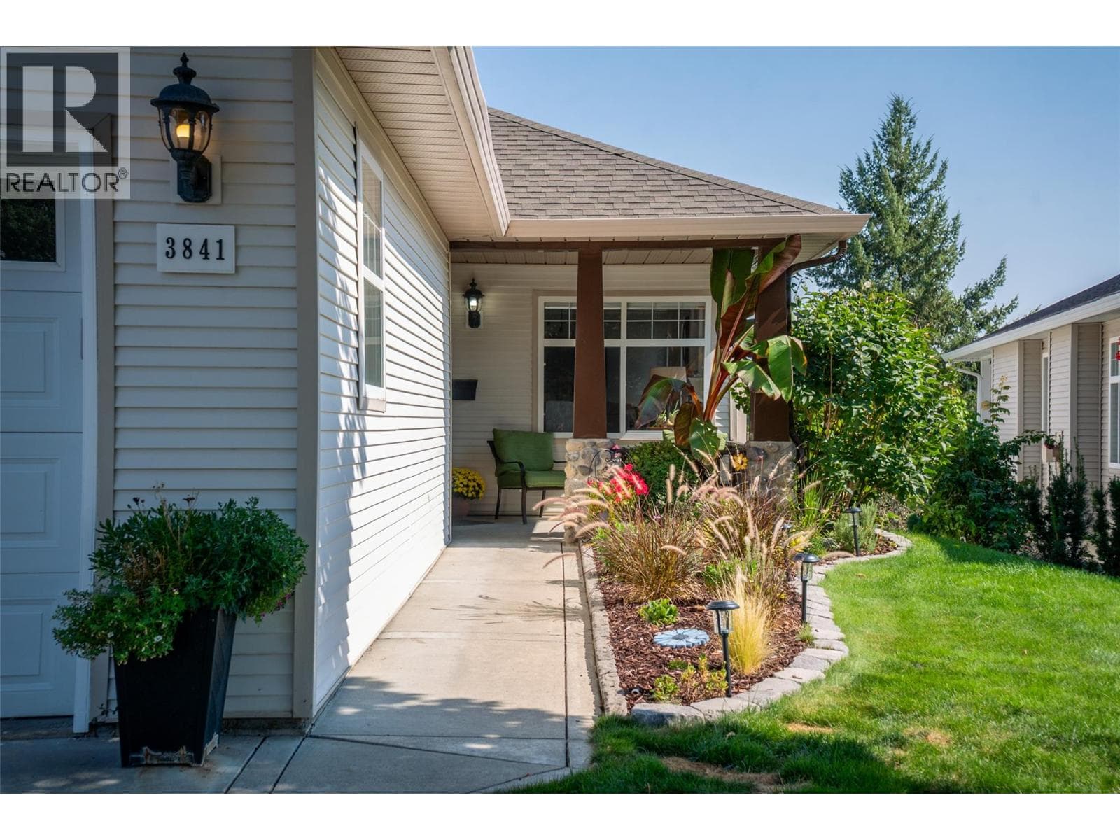3841 GLEN CANYON DRIVE, Interior REALTORS® — photo 2