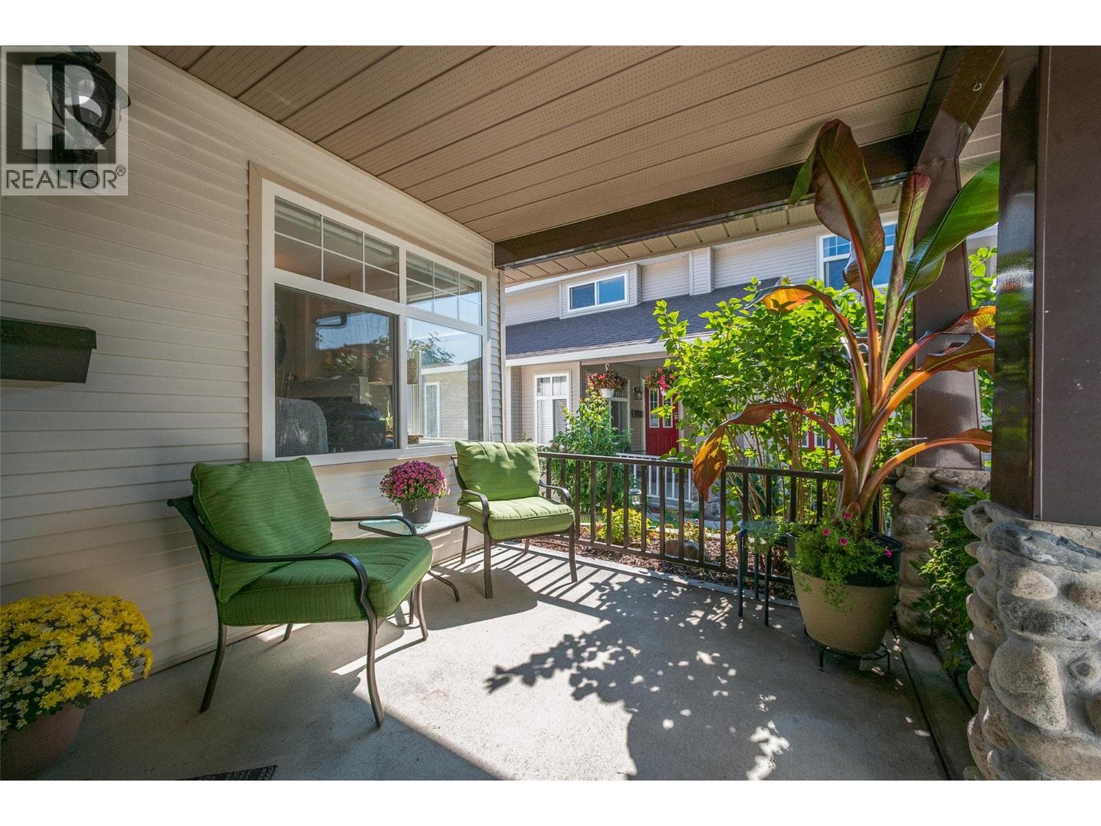 3841 GLEN CANYON DRIVE, Interior REALTORS® — photo 4