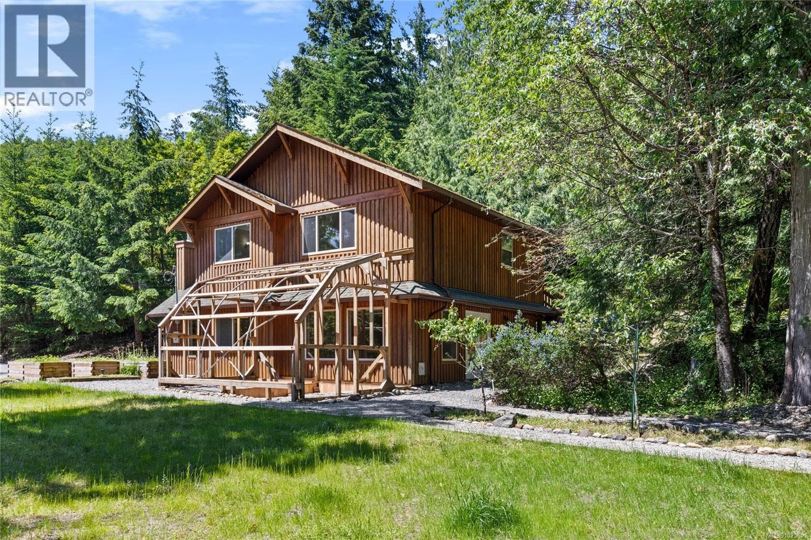 1785 Dunwurkin Way, Vancouver Island — photo 2