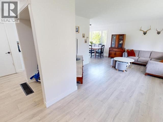 6519 KING AVE, Powell River — photo 4
